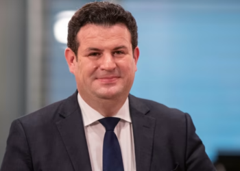 Germany hunts for foreign skilled workers