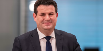 Germany hunts for foreign skilled workers