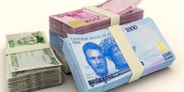 Naira rises further against dollar in official market