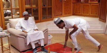 BREAKING: Buhari former official photographer loses wife