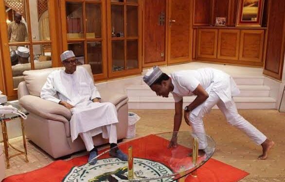 BREAKING: Buhari former official photographer loses wife