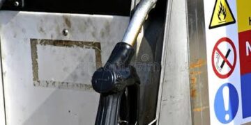 Dangote refinery slash  a litre of diesel to N1,000