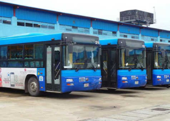 Lagos stops 25% discount on bus, ferry, train fares