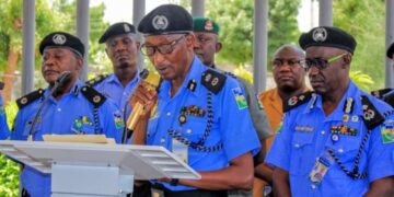 EMIRS TUSSLE:  Police deploys additional personnel to 2 palaces in Kano
