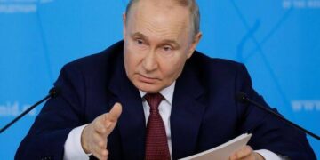 In a latest clampdown on media, Russia bans Moscow Time Over reporting on war