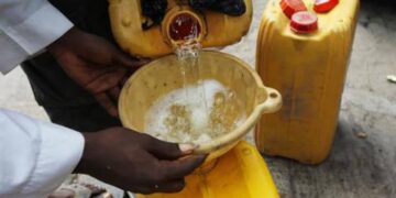 Nigeria’s economic crisis: kerosene hits N2,400 per litre amid plummeting purchasing power