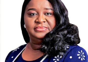 BREAKING: Akwa Ibom governor losses wife