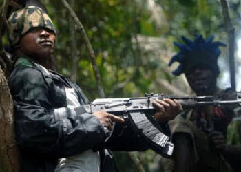 Gunmen kill policeman, set Imo station ablaze