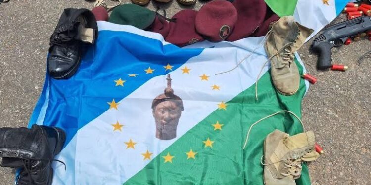 Three Yoruba Nation agitators arrested for displaying flag in Osun market