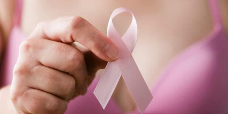 US breast cancer deaths fall but younger women increasingly diagnosed – study