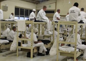 Cuba to frees  553 prisoners