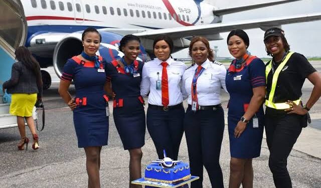 Air Peace resumes flight operations after NiMET workers called off strike