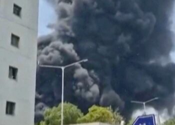 Tension as India airline carrying over 242 passengers crashes after taking off