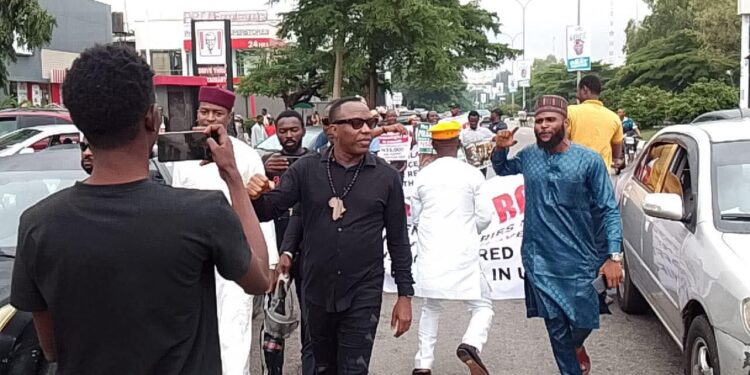 Retired police officers protest against corrupt pension scheme, demand entitlements.