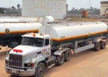 Court restrains NUPENG, truck drivers from blocking roads, disrupting Dangote refinery