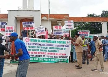 SSANU, NASU protest in Abuja over unmet demands