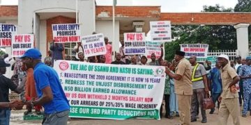 SSANU, NASU protest in Abuja over unmet demands