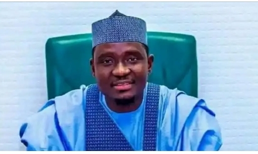 Zamfara lawmaker distributes foodstuffs to 2,000 households