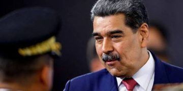 Trump calls on  Venezuela’s President to step down