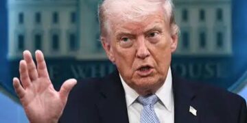 Trump orders US naval blockade of Strait of Hormuz