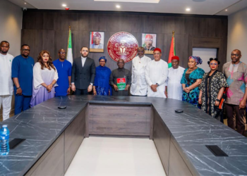 Labour Party presents free nomination forms to Abia governor