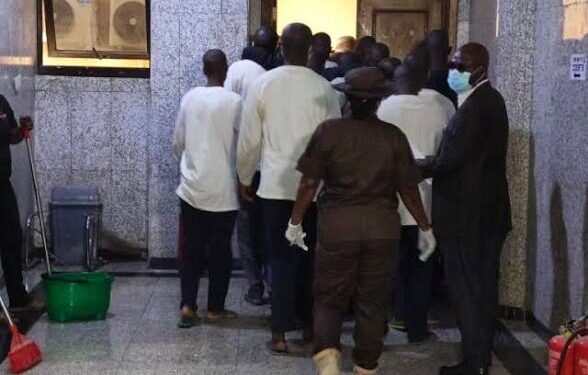 Nigerian govt begins mass trial of suspected terrorists