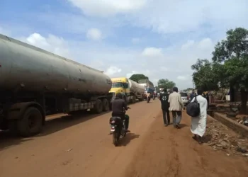 Protesters block Mokwa-Bida highway over persistent kidnapping