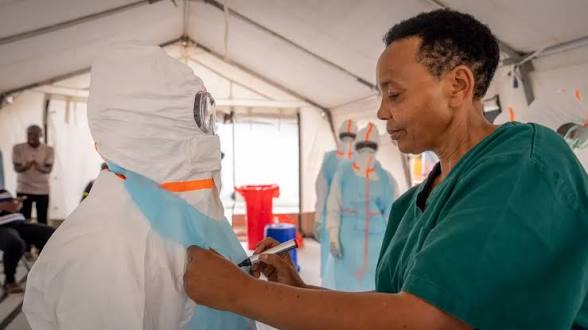 Ebola: Teachers, parents fear school reopening in eastern DRC