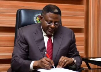 C’River govt bans street trading at 8-miles area